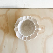 Load image into Gallery viewer, Le Bouquet Teacup and Saucer Set - Pale Pink