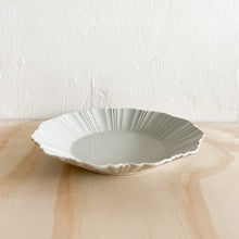 Load image into Gallery viewer, Moulin Series Grey