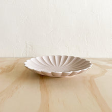 Load image into Gallery viewer, Blossom Oval Plate