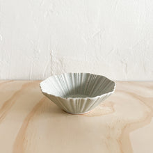 Load image into Gallery viewer, Moulin Series Grey