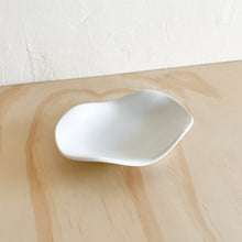 Load image into Gallery viewer, Allegro Plate - White
